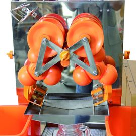 Máquina anaranjada comercial anticorrosión del Juicer de los SS, exprimidor automático de la naranja del limón
